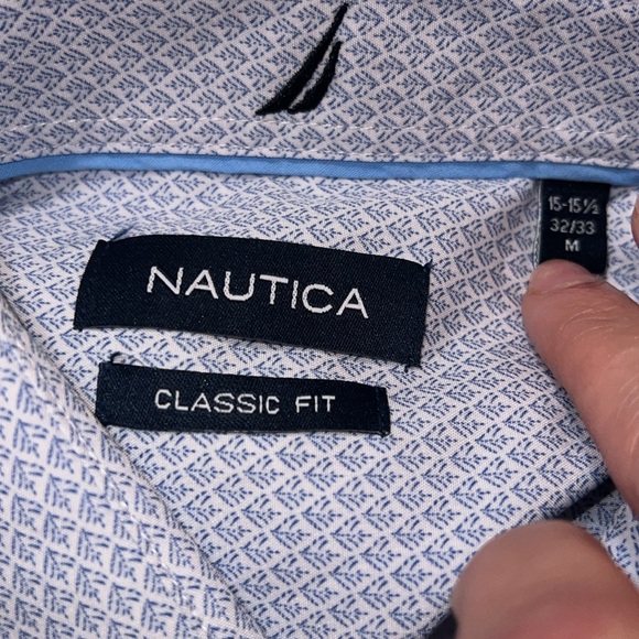 Men’s Nautica Slim Fit, Wrinkle Resistant Dress Shirt. - Picture 6 of 6